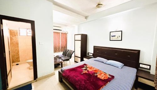 Deluxe King Room