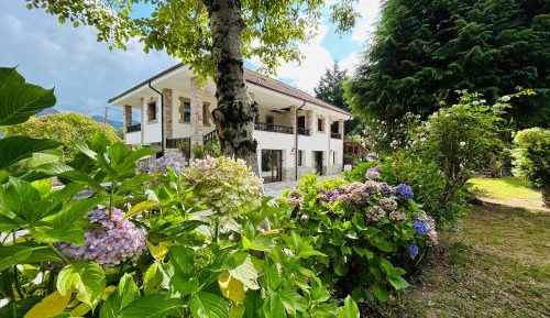 Two-Bedroom Apartment with Garden View