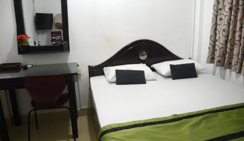 Single Room with Lake View