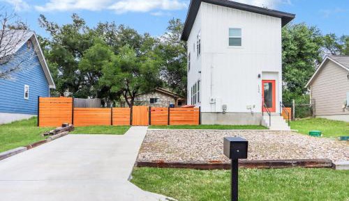 Two-Bedroom Holiday Home