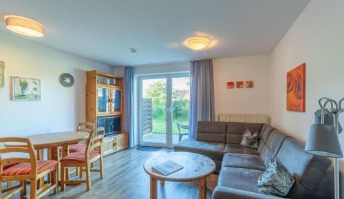 One-Bedroom Apartment with Terrace