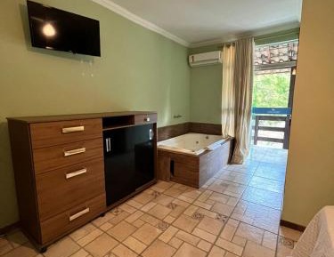 Suite with Spa Bath