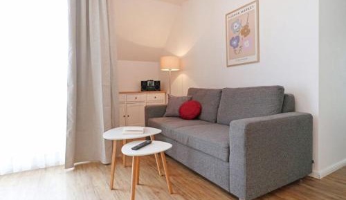 One-Bedroom Apartment with Balcony