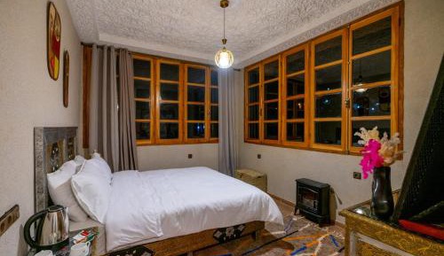 Double Room with Mountain View