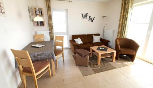 One-Bedroom Apartment with Balcony