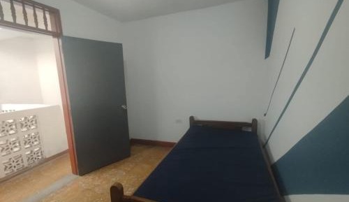 Single Room with Shared Bathroom