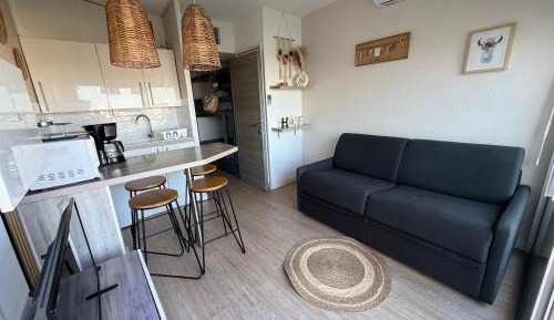 Studio Apartment