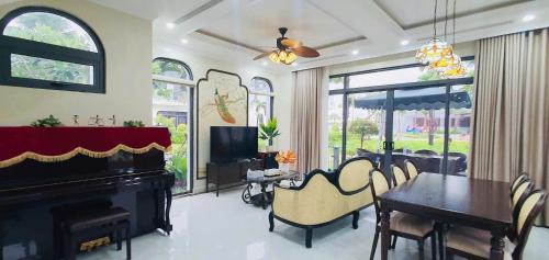 Villa with Sea View
