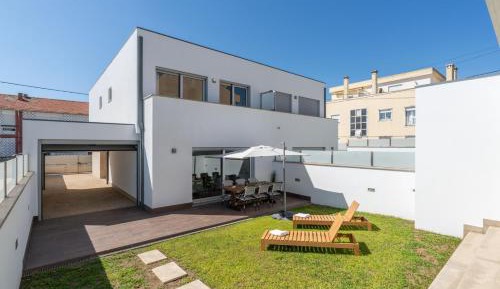 Three-Bedroom Vacation Home 