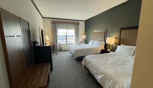 Queen Room - Mobility Access/Hearing Accessible