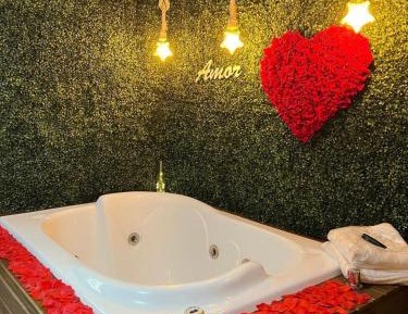 Bungalow with Garden View