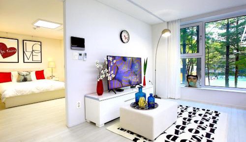 Three-Bedroom Suite