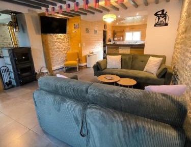 Three-Bedroom Holiday Home 