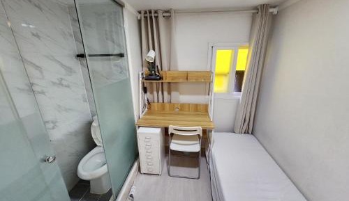 Single Room with Private Bathroom