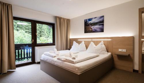 Interconnected Family Room