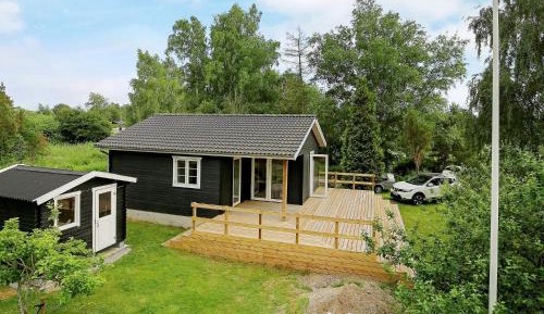Two-Bedroom Holiday Home