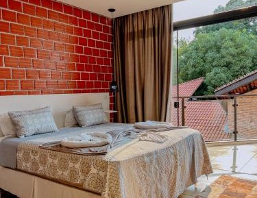 Queen Room with Balcony