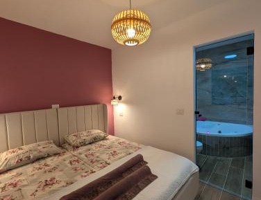 Family Room with Lake View