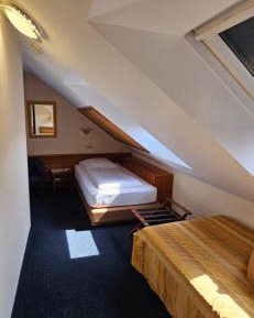 Small Single Room