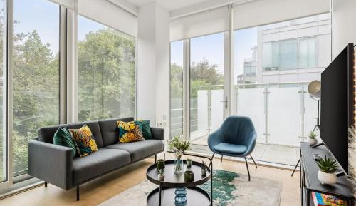 Two-Bedroom Apartment with Balcony and Terrace