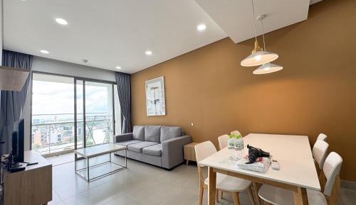 Three-Bedroom Superior Apartment