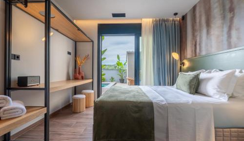 One-Bedroom Premium Apartment with Ocean View