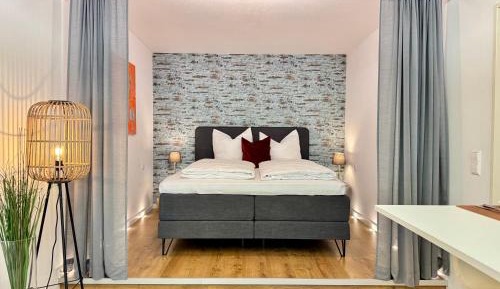 One-Bedroom Apartment with Terrace