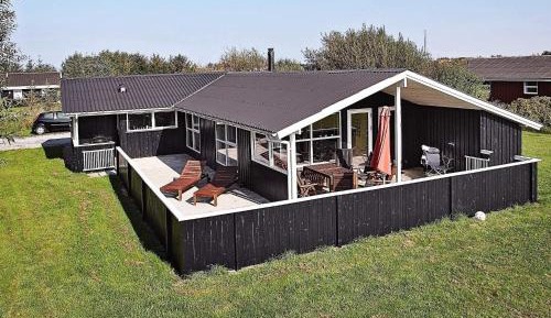 Four-Bedroom Holiday Home