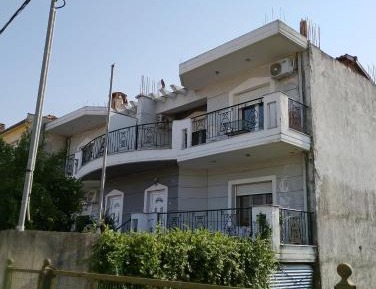 Four-Bedroom Deluxe Apartment