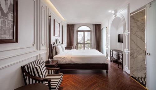 Deluxe King Room