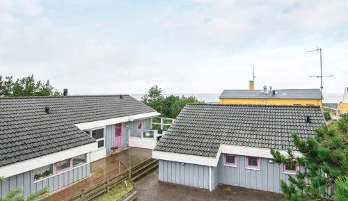 Three-Bedroom Holiday Home 