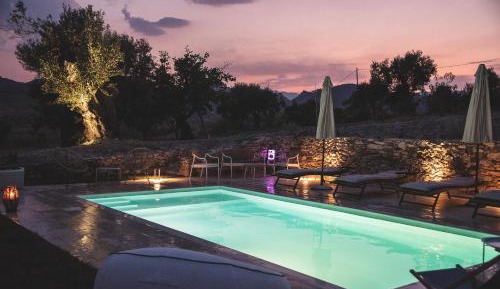 Two-Bedroom Deluxe Apartment with Harbor View