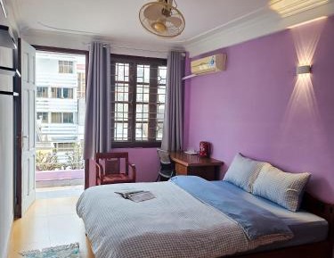 Queen Room with Balcony