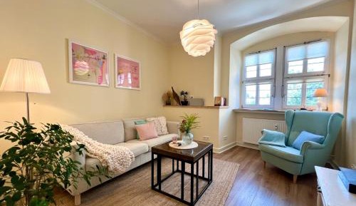 Apartment with Garden View