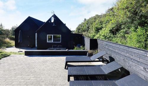 Four-Bedroom Holiday Home
