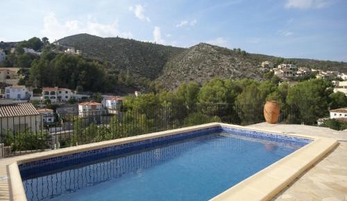 Three-Bedroom Holiday Home 