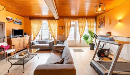 Four-Bedroom Holiday Home