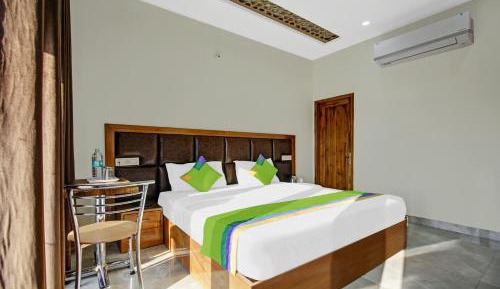 Room #905887306