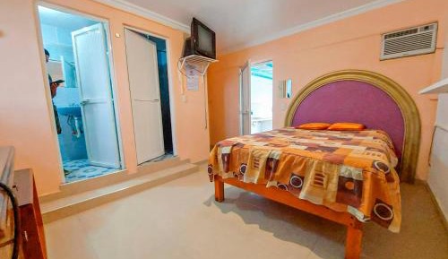 Room #1475442402