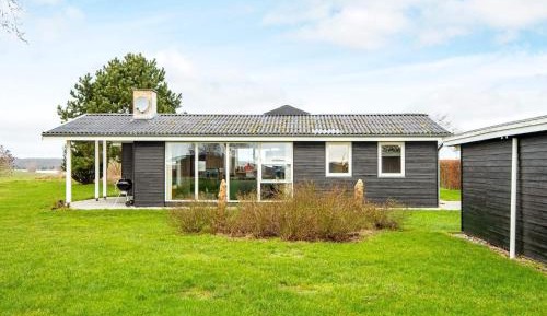 Four-Bedroom Holiday Home