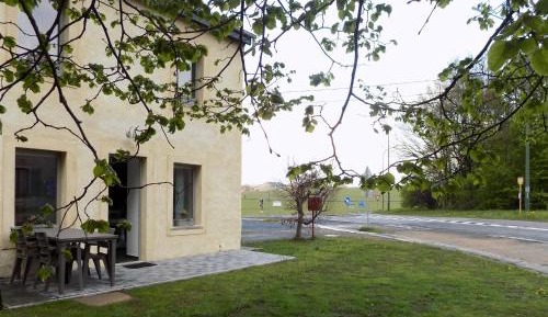One-Bedroom Holiday Home