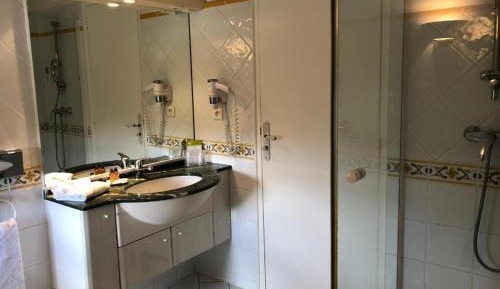 Double Room with Pool View