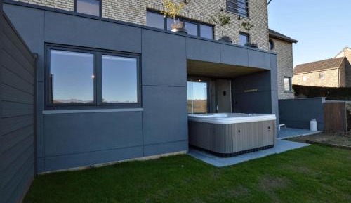 Two-Bedroom Holiday Home