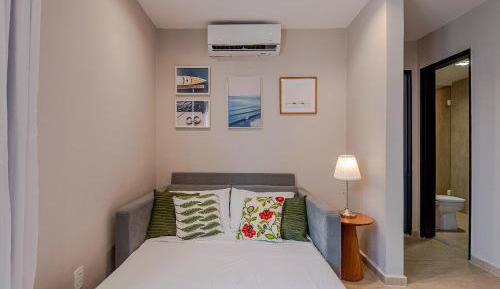 Apartment with City View