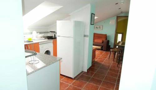 One-Bedroom Apartment (2 Adults + 2 Children)