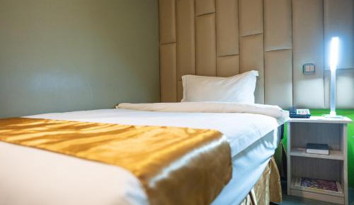 Deluxe Single Room