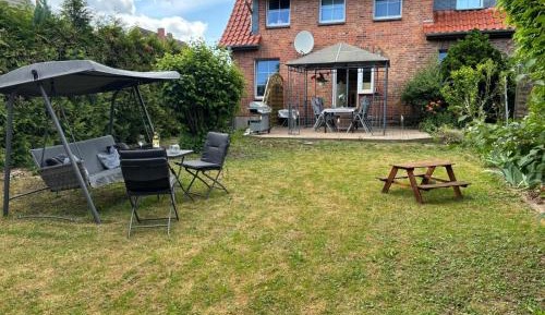 Superior One-Bedroom Apartment