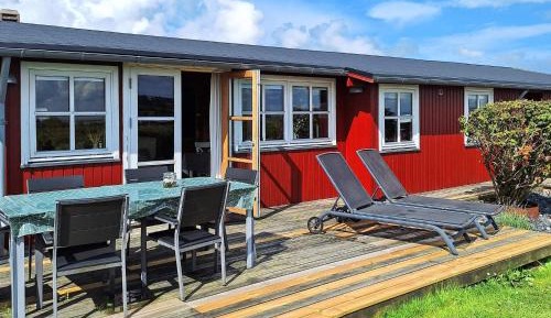 Three-Bedroom Holiday Home 