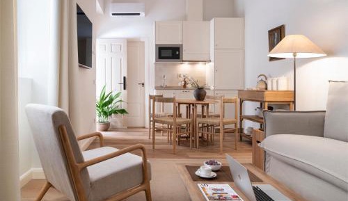 One-Bedroom Suite - Upper Floor