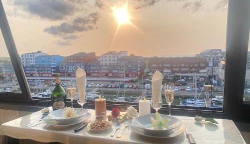 One-Bedroom Apartment with Sea View